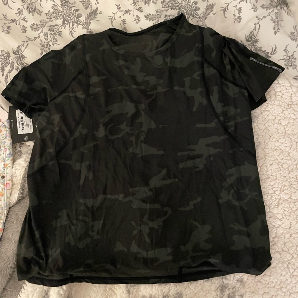 Green Camo Lululemon workout top